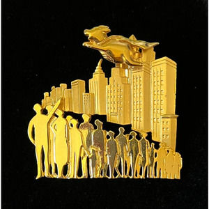 VTG Jonette Jewelry Company JJ Brooch Underdog City Spectacle Gold Statement